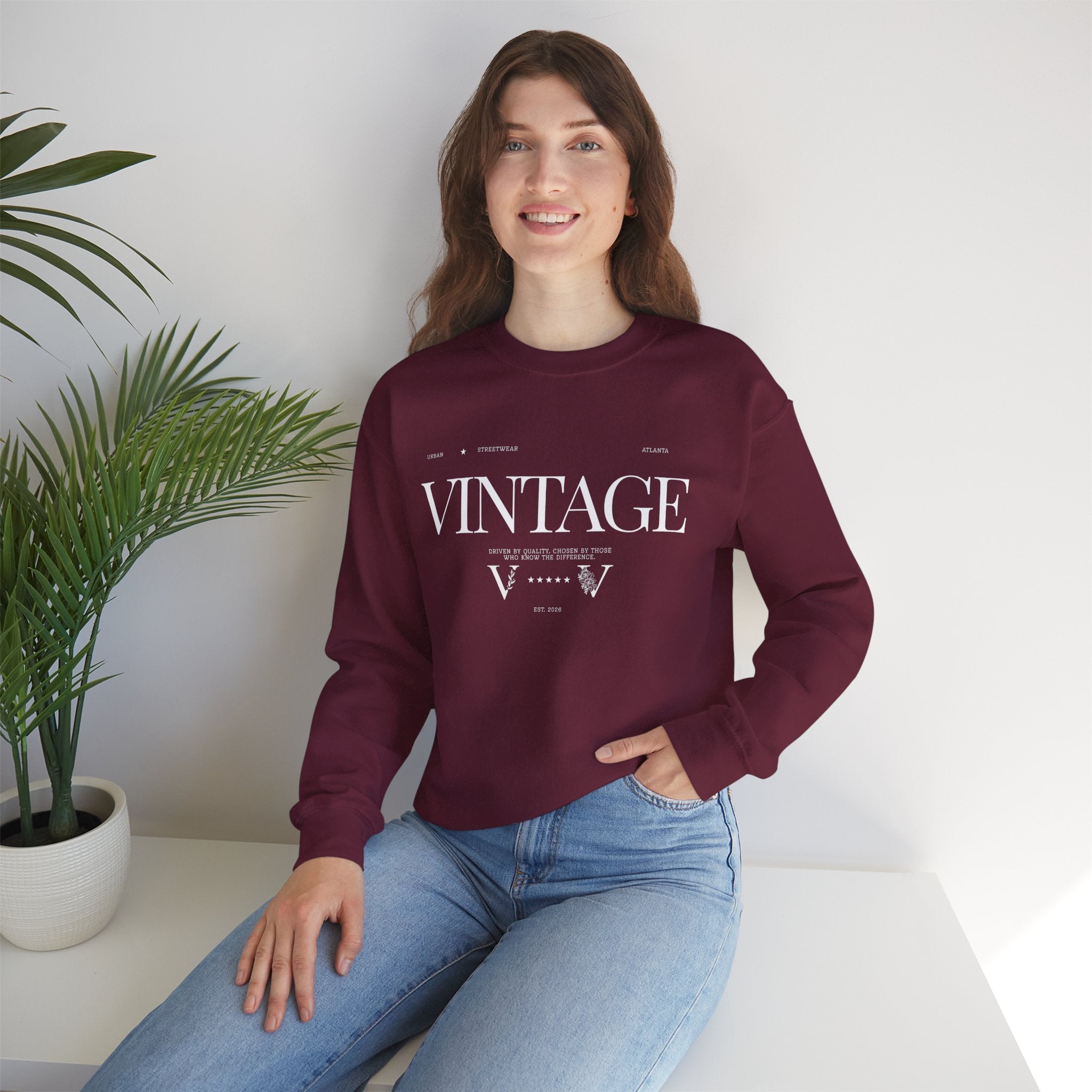 Vintage Crewneck Sweatshirt — Retro 'VINTAGE' Graphic Pullover
