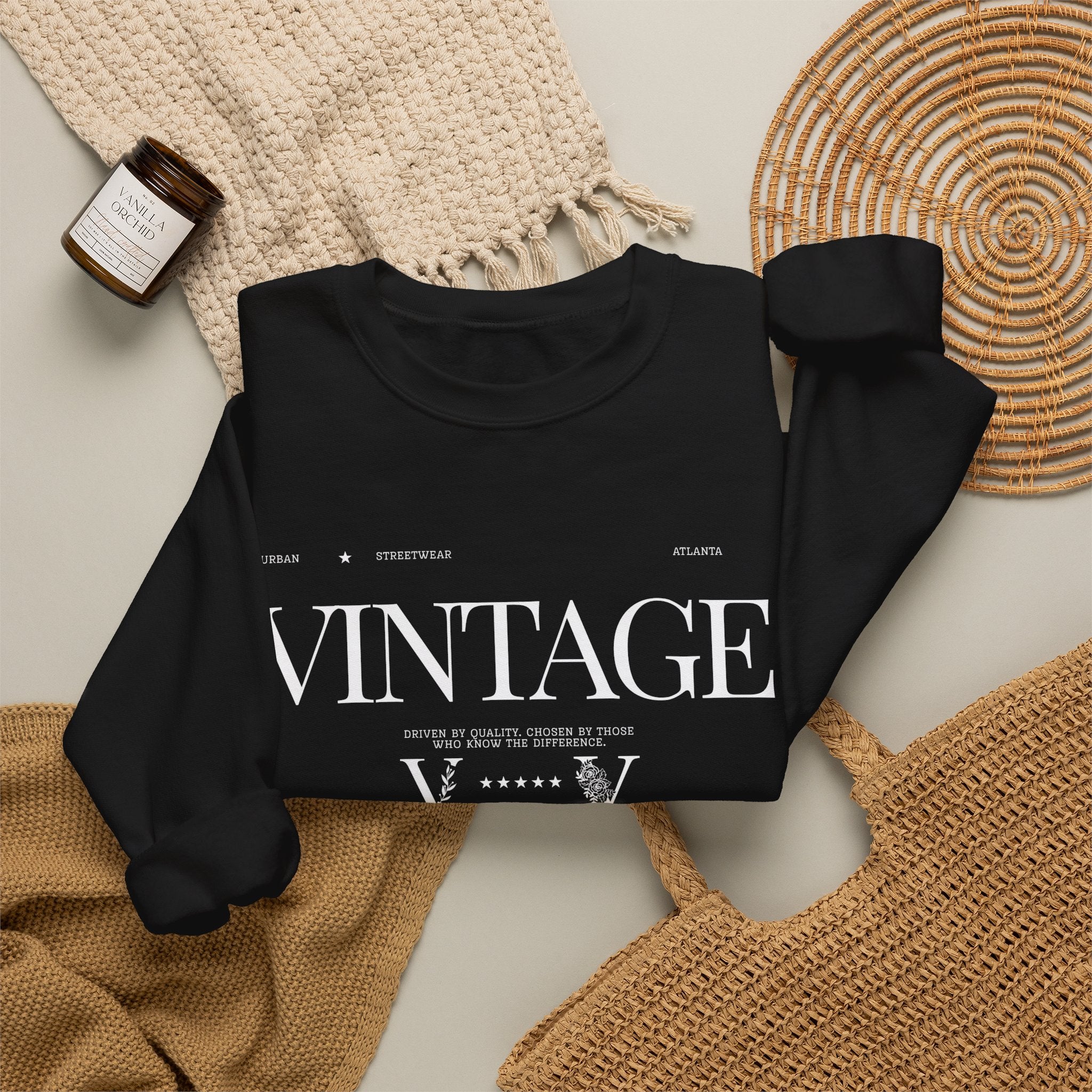 Vintage Crewneck Sweatshirt — Retro 'VINTAGE' Graphic Pullover