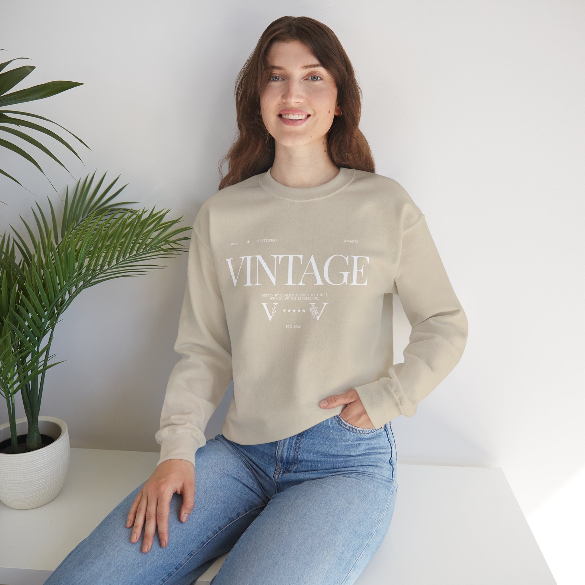 Vintage Crewneck Sweatshirt — Retro 'VINTAGE' Graphic Pullover